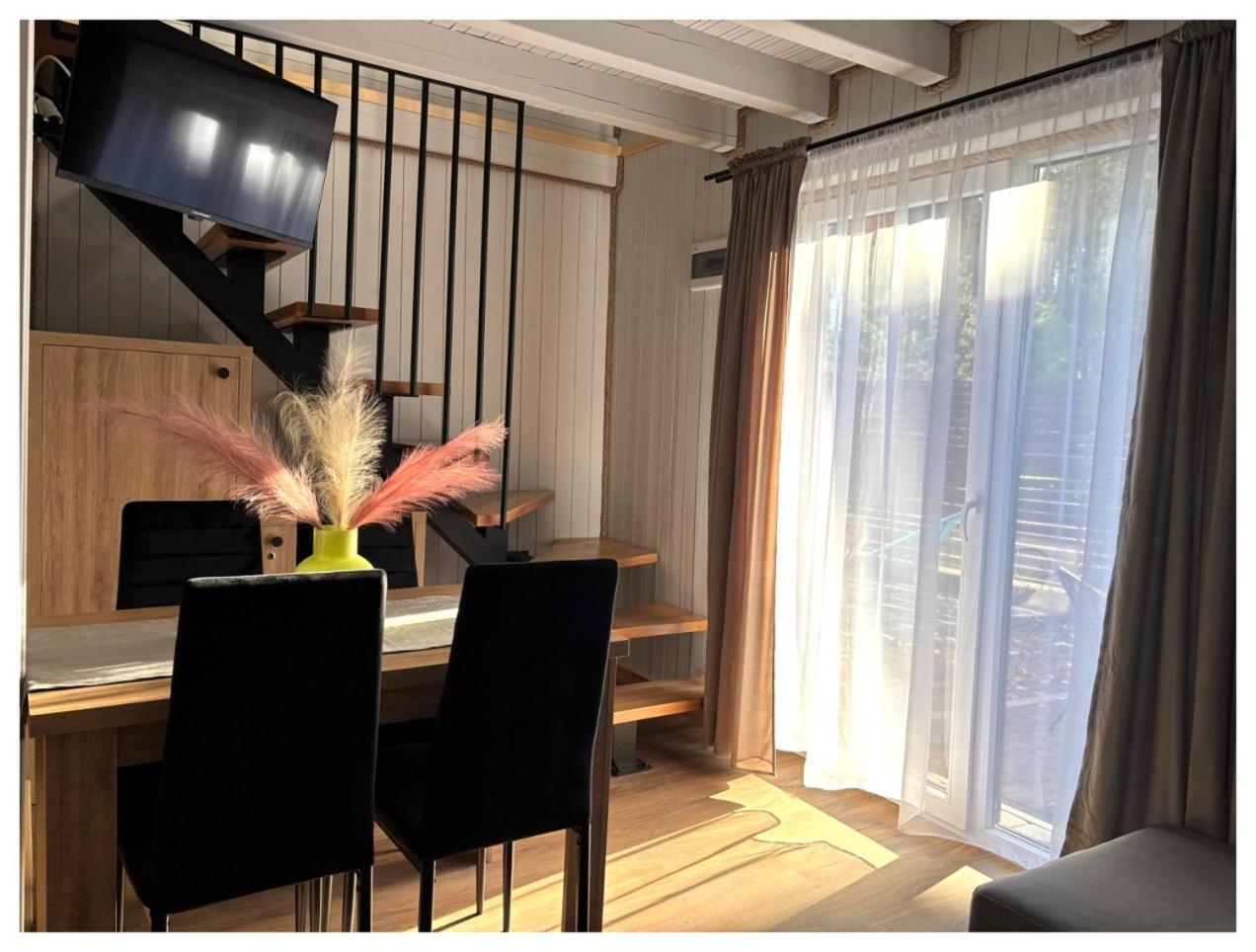 Resort Eden - Domki, Pokoje, Apartamenty Jastrzębia Góra Eksteriør bilde